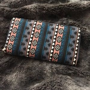 “Aztec” patterned wallet. Brand new!!